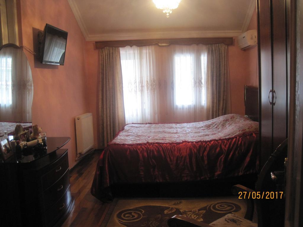 Metaxa Guesthouse Batumi Exterior photo